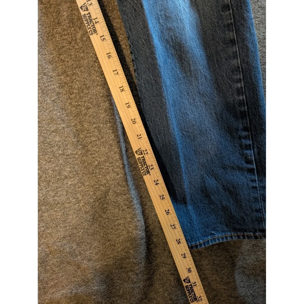 Levis 501 Jeans Mens 34x32 Blue Button Fly Denim Pants Cowboy Classic